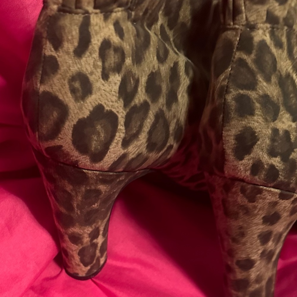 Sam & Libby Leopard Print 4” Heel Booties - image 5